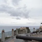 La Casa Sulle Mura Di Vista Mare Apartmán Tropea