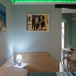La Casa Sulle Mura Di Vista Mare *