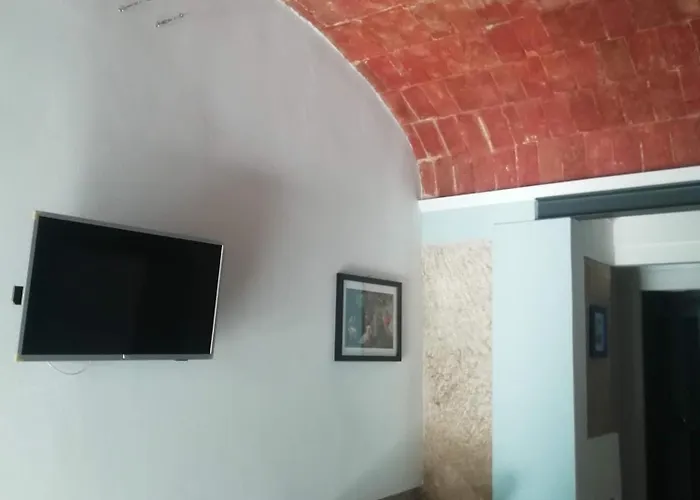 La Casa Sulle Mura Di Vista Mare *