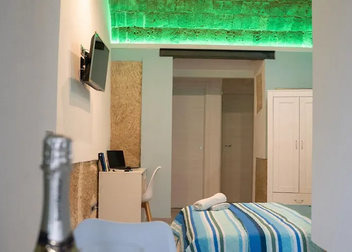 La Casa Sulle Mura Di Vista Mare * טרופאה