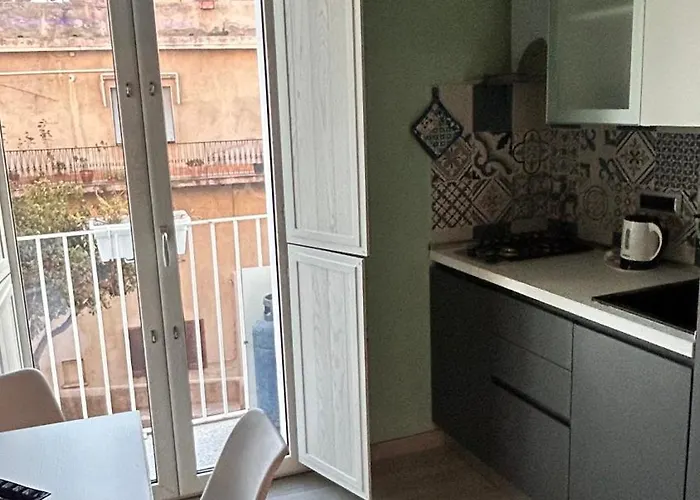 La Casa Sulle Mura Di Vista Mare דירה טרופאה