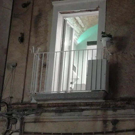 La Casa Sulle Mura Di Vista Mare Tropea