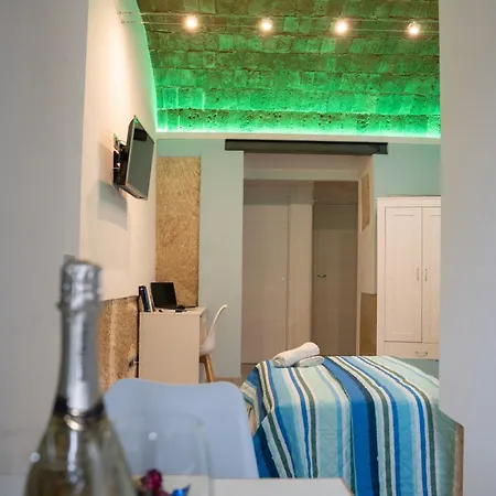 La Casa Sulle Mura Di Vista Mare * Tropea