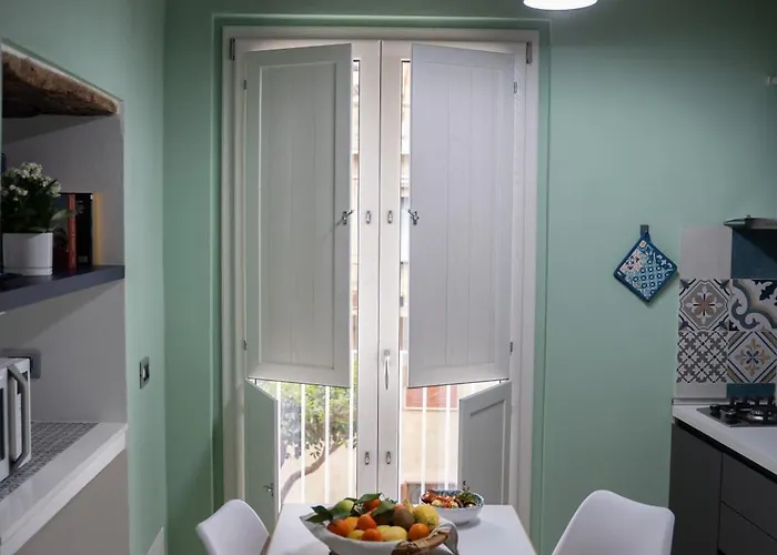 La Casa Sulle Mura Di Vista Mare 公寓